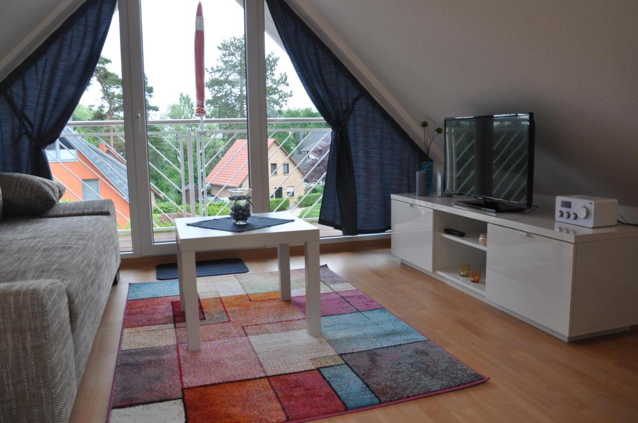 Ferienhaus Mueritzzauber / 1 Zimmer Dachgeschoss-Appartement Röbel Eksteriør billede